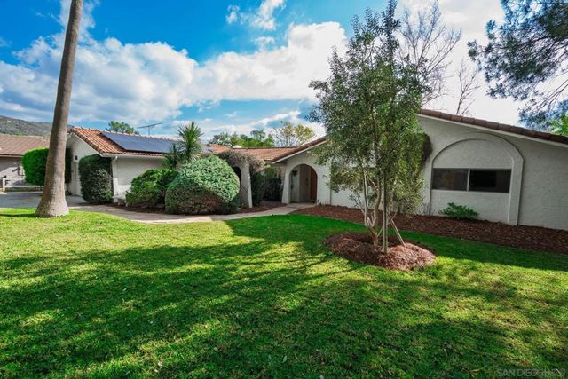14105 Durhullen Dr, Poway, CA 92064