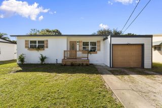1107 Jasmine Avenue, Fort Pierce, FL 34982