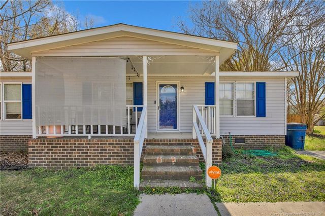 518 Inverary Drive, Raeford, NC 28376