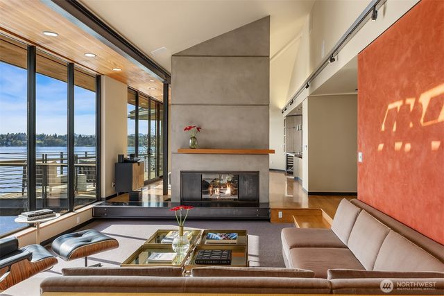 7703 W Mercer Way, Mercer Island, WA 98040