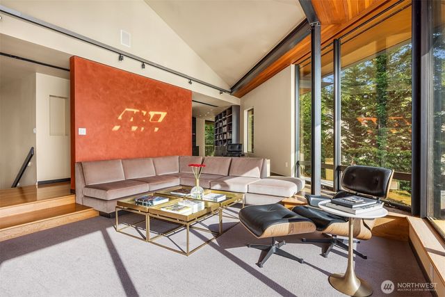 7703 W Mercer Way, Mercer Island, WA 98040