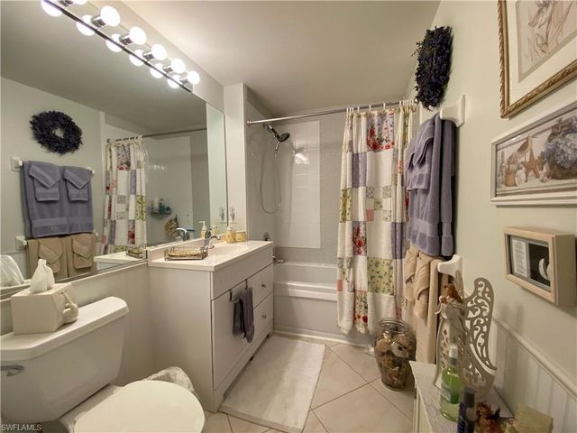 1455 Tiffany LN 107, Naples, FL 34105