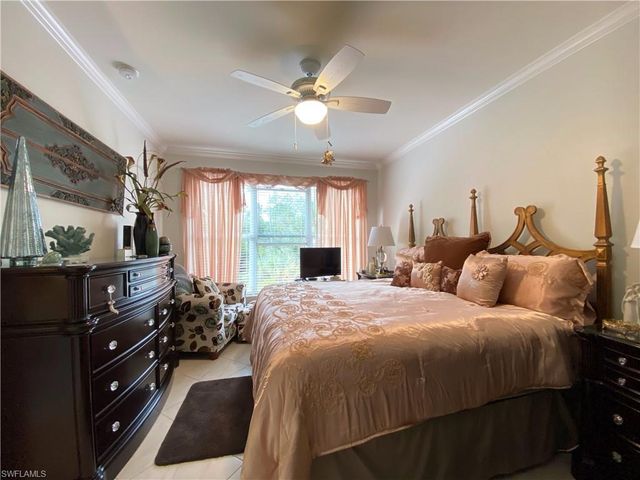 1455 Tiffany LN 107, Naples, FL 34105