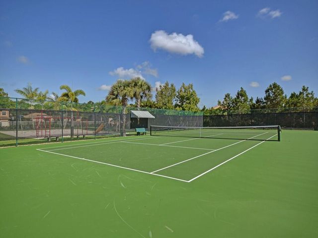 6159 Arlington Way, Fort Pierce, FL 34951