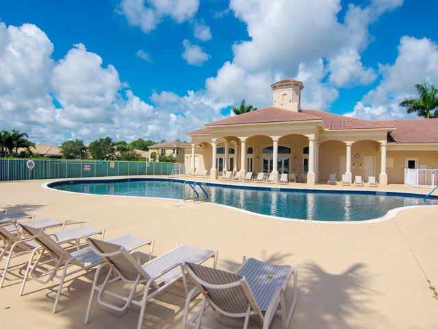 6159 Arlington Way, Fort Pierce, FL 34951