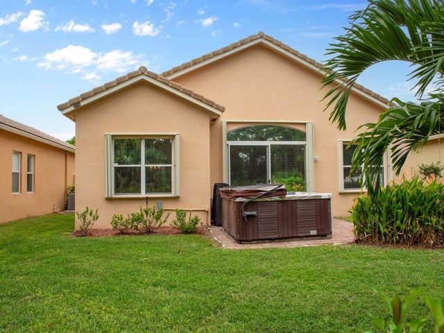6159 Arlington Way, Fort Pierce, FL 34951