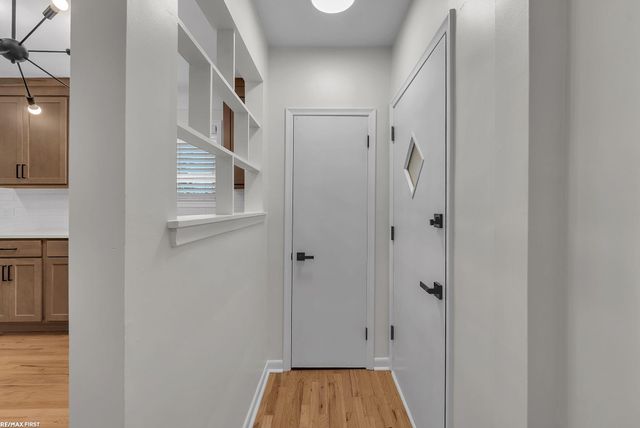 27937 Rockwood Street, Saint Clair Shores, MI 48081