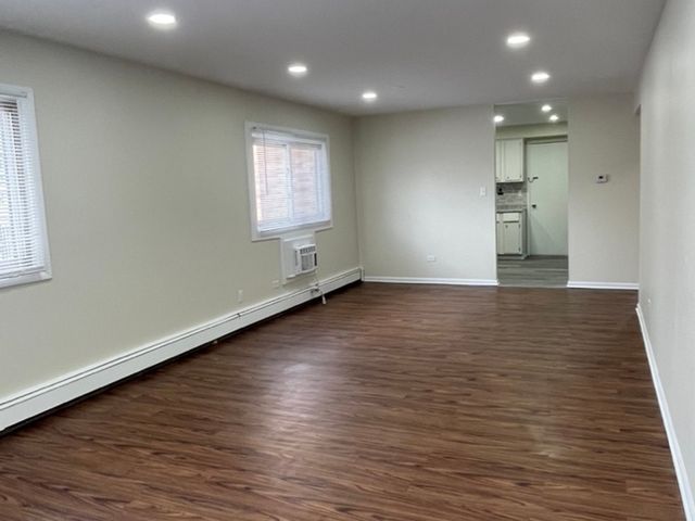 212 Collen Drive 209, Lombard, IL 60148