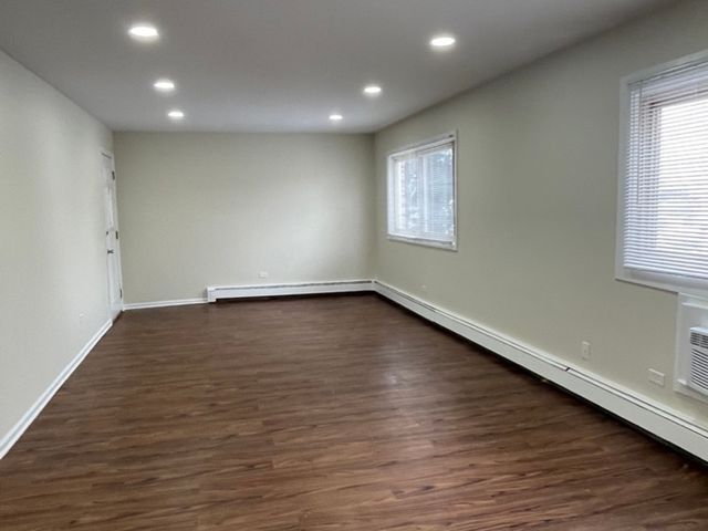 212 Collen Drive 209, Lombard, IL 60148