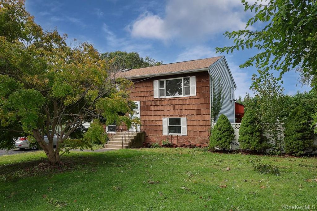 84 Craft Road, Centereach, NY 11720 — photo 3
