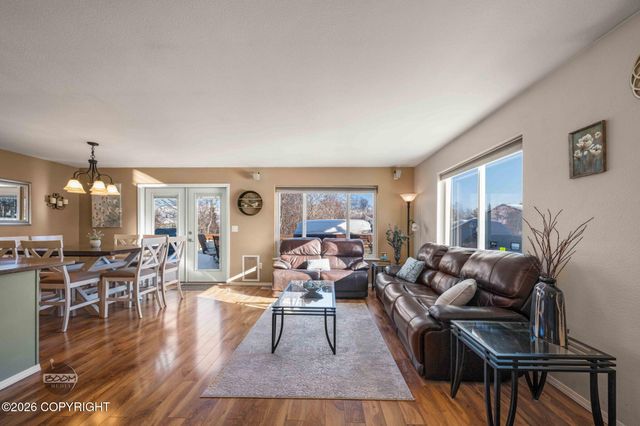 1850 Vashon Circle, Anchorage, AK 99515