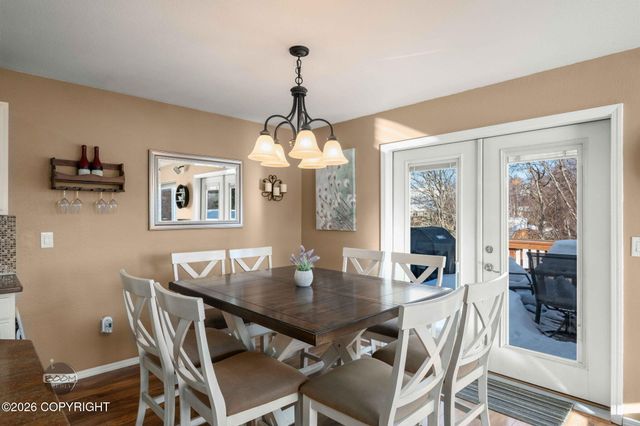 1850 Vashon Circle, Anchorage, AK 99515