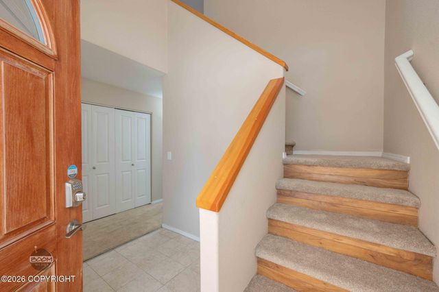 1850 Vashon Circle, Anchorage, AK 99515