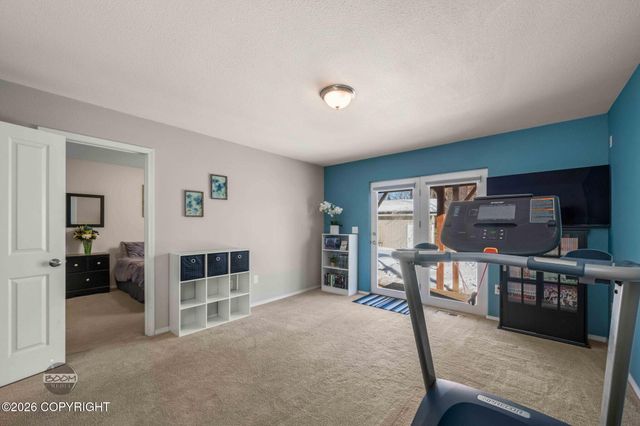 1850 Vashon Circle, Anchorage, AK 99515