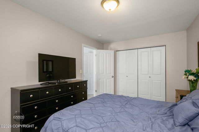 1850 Vashon Circle, Anchorage, AK 99515