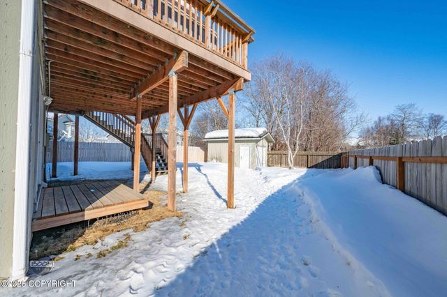 1850 Vashon Circle, Anchorage, AK 99515