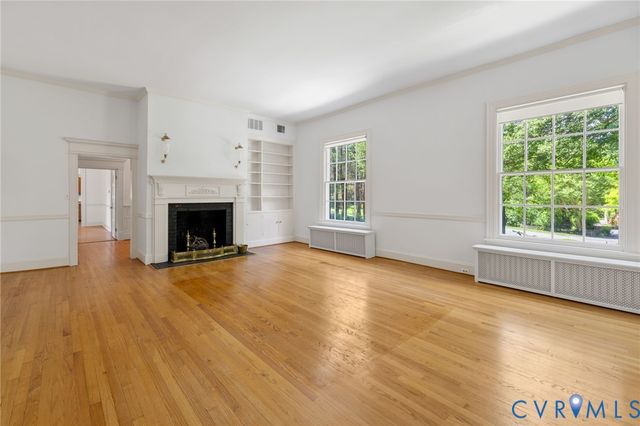 209 Ross Rd, Henrico, VA 23229