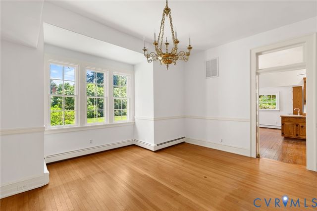 209 Ross Rd, Henrico, VA 23229