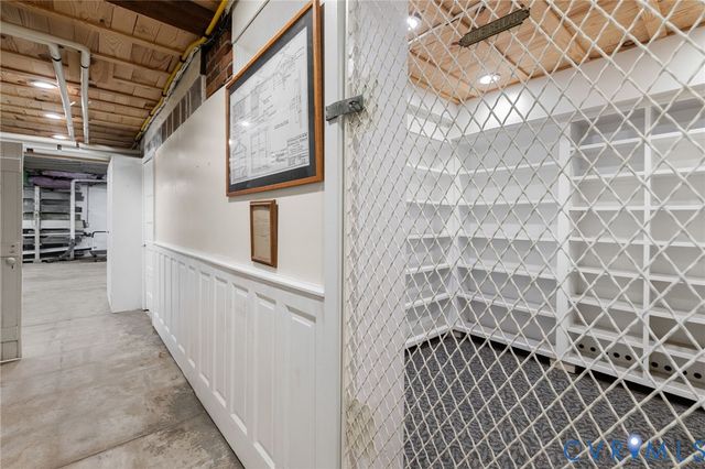 209 Ross Rd, Henrico, VA 23229