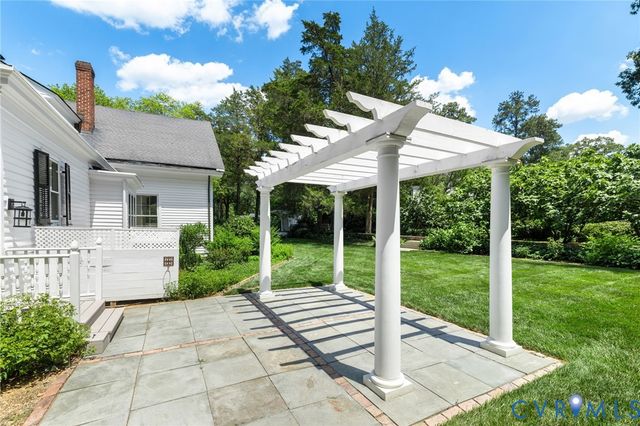 209 Ross Rd, Henrico, VA 23229