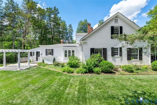 209 Ross Rd, Henrico, VA 23229