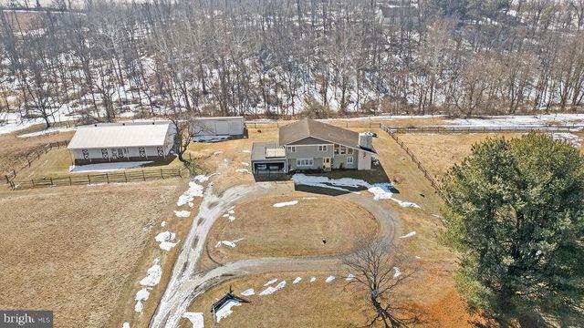 534 CHARMING FORGE RD, Robesonia, PA 19551