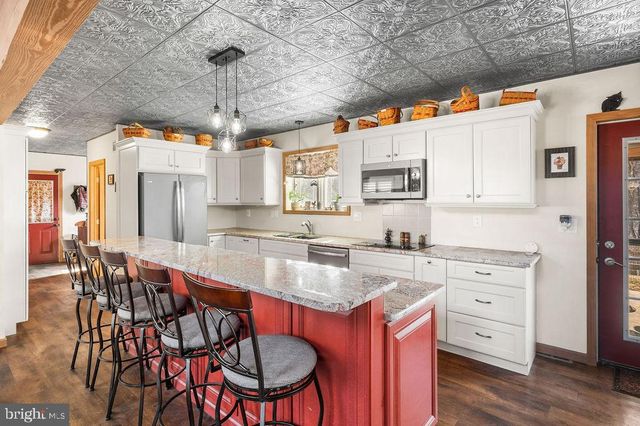 534 CHARMING FORGE RD, Robesonia, PA 19551