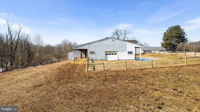 534 CHARMING FORGE RD, Robesonia, PA 19551