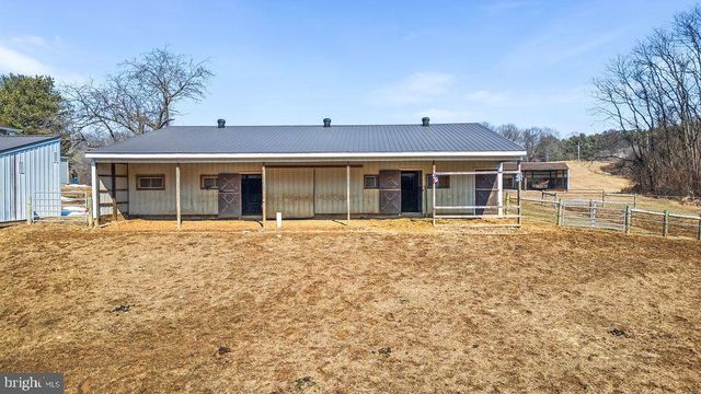 534 CHARMING FORGE RD, Robesonia, PA 19551