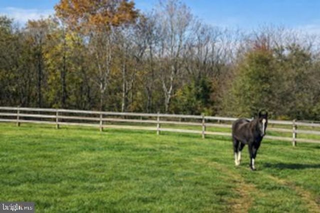 534 CHARMING FORGE RD, Robesonia, PA 19551