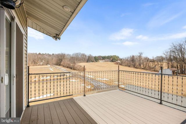 534 CHARMING FORGE RD, Robesonia, PA 19551