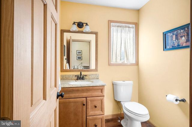 534 CHARMING FORGE RD, Robesonia, PA 19551