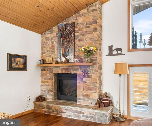 534 CHARMING FORGE RD, Robesonia, PA 19551