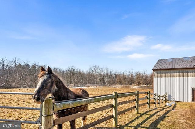 534 CHARMING FORGE RD, Robesonia, PA 19551