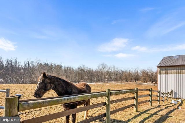 534 CHARMING FORGE RD, Robesonia, PA 19551