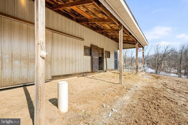 534 CHARMING FORGE RD, Robesonia, PA 19551