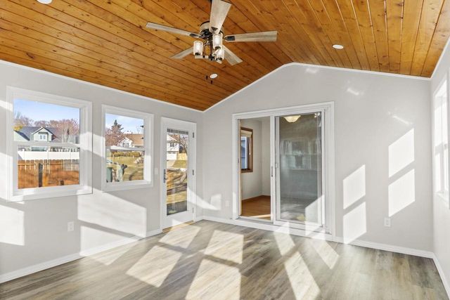 110 Saratoga Circle, Oregon, WI 53575