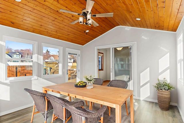 110 Saratoga Circle, Oregon, WI 53575