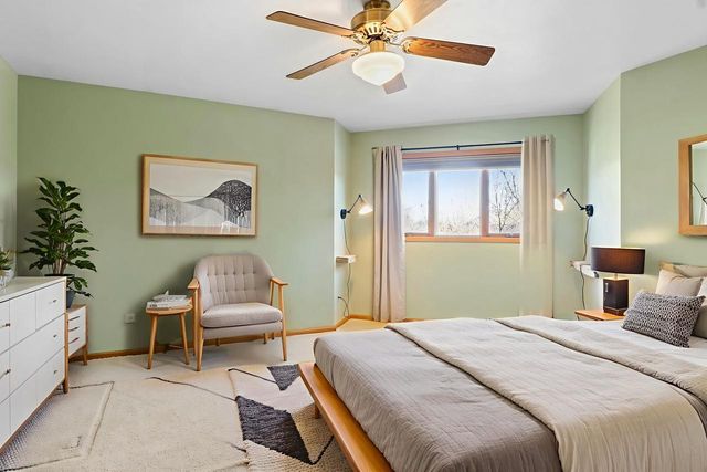 110 Saratoga Circle, Oregon, WI 53575