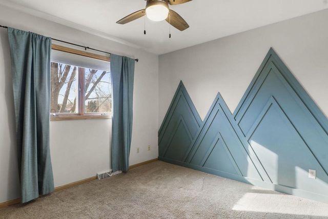 110 Saratoga Circle, Oregon, WI 53575