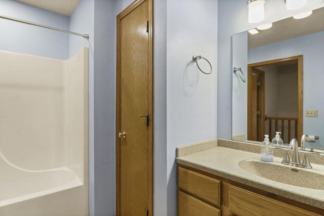 110 Saratoga Circle, Oregon, WI 53575