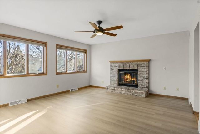 110 Saratoga Circle, Oregon, WI 53575