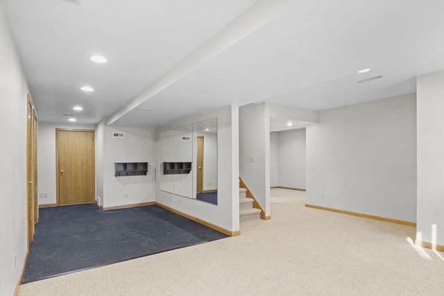 110 Saratoga Circle, Oregon, WI 53575