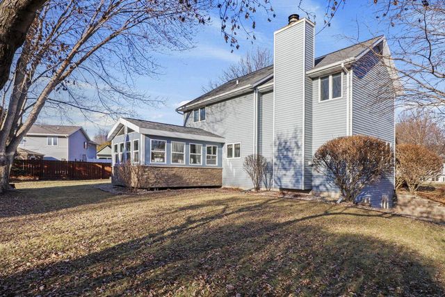 110 Saratoga Circle, Oregon, WI 53575