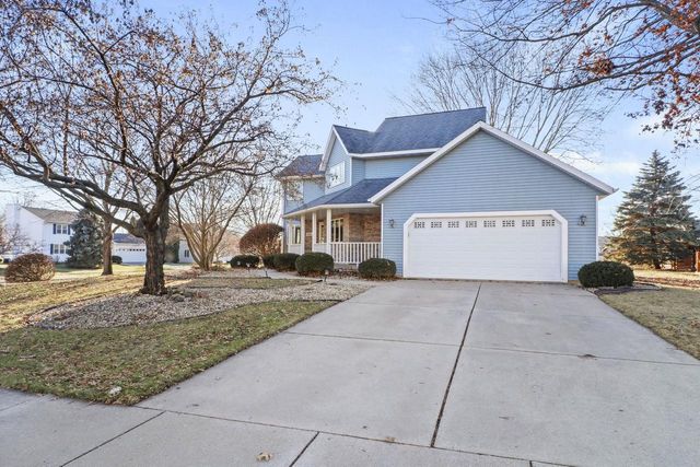 110 Saratoga Circle, Oregon, WI 53575