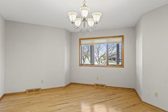 110 Saratoga Circle, Oregon, WI 53575