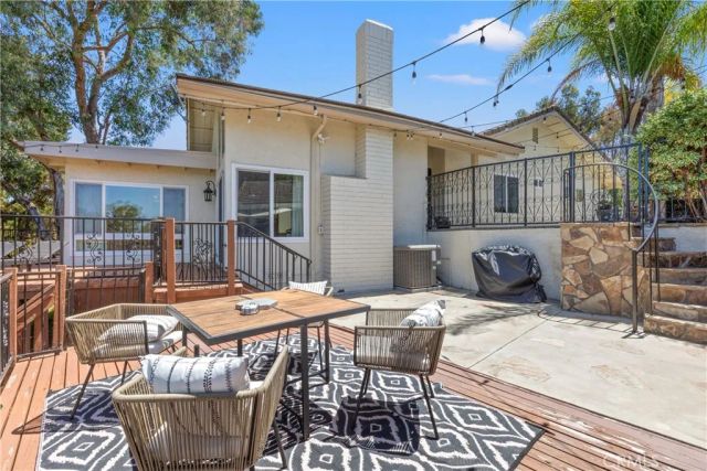 668 N Lemon Hill Trail, Orange, CA 92869