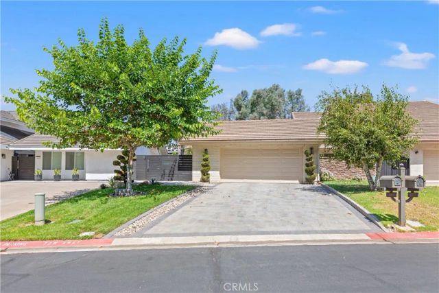668 N Lemon Hill Trail, Orange, CA 92869