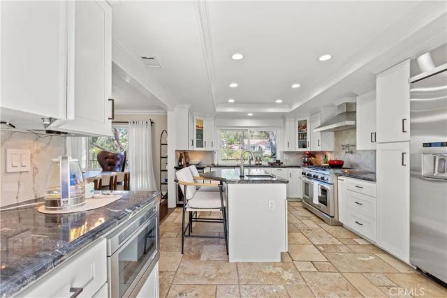 668 N Lemon Hill Trail, Orange, CA 92869