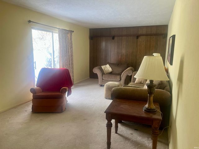 19373 Pasadena Avenue, South Bend, IN 46614